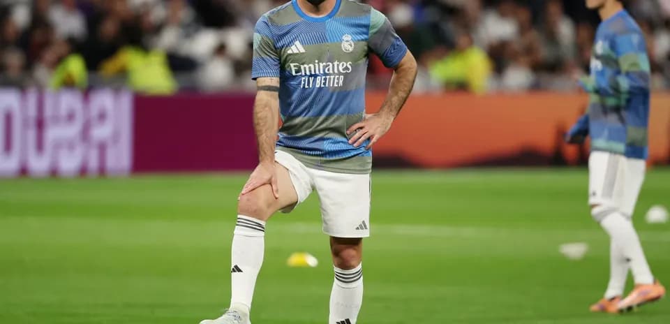 Player from Real Madrid preparing on the field