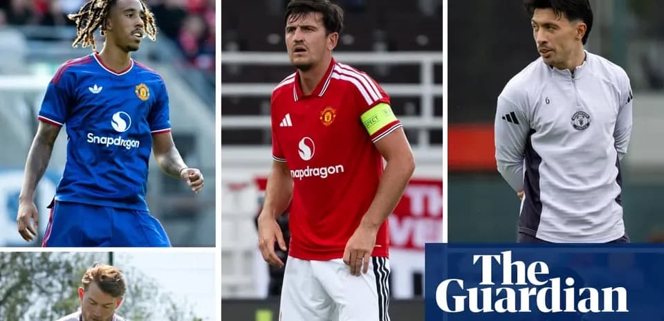Four Manchester United players in training and match gear