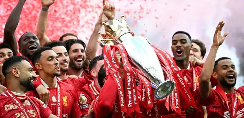 Liverpool players celebrating Premier League trophy victory