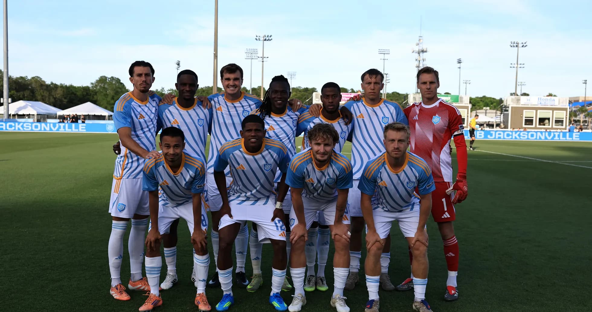 Sporting JAX team lineup before the match