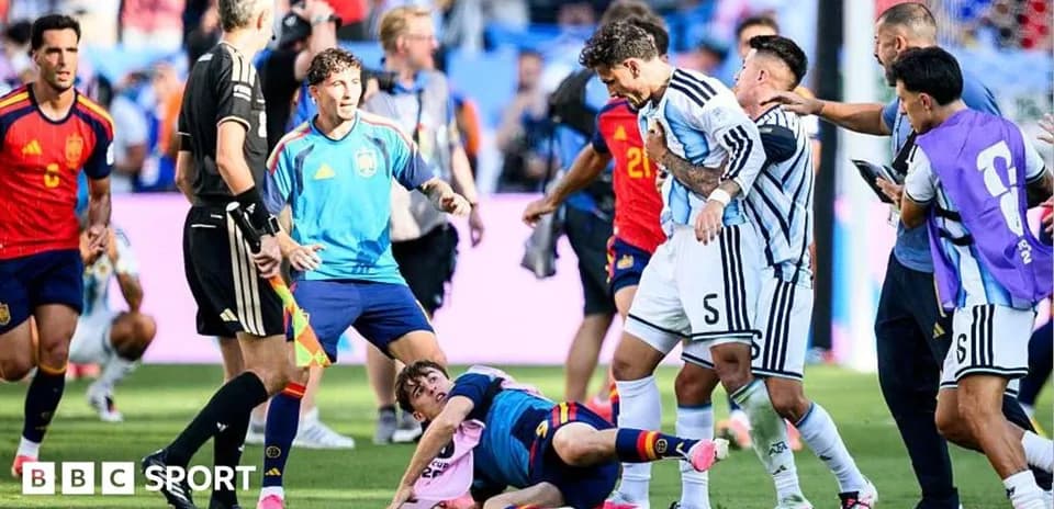 Players from Argentina and Spain arguing on the pitch