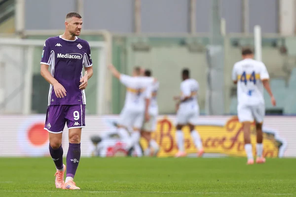Fiorentina player on the pitch during match