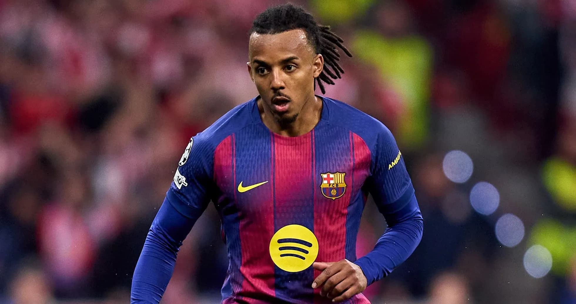 Player running during a match for Barcelona