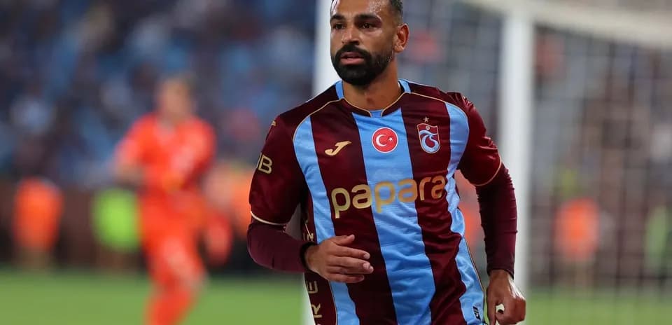 Trabzonspor player running on the pitch