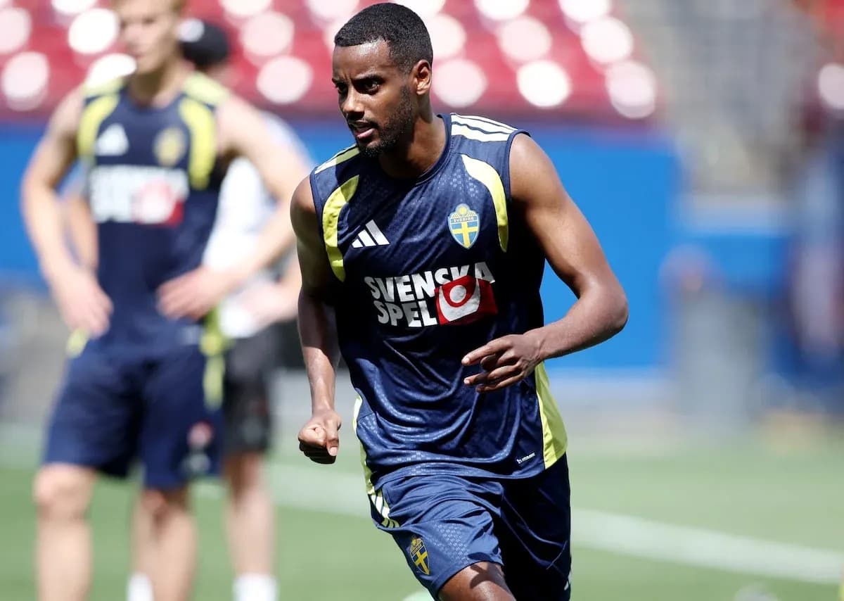 Swedish player training before World Cup match
