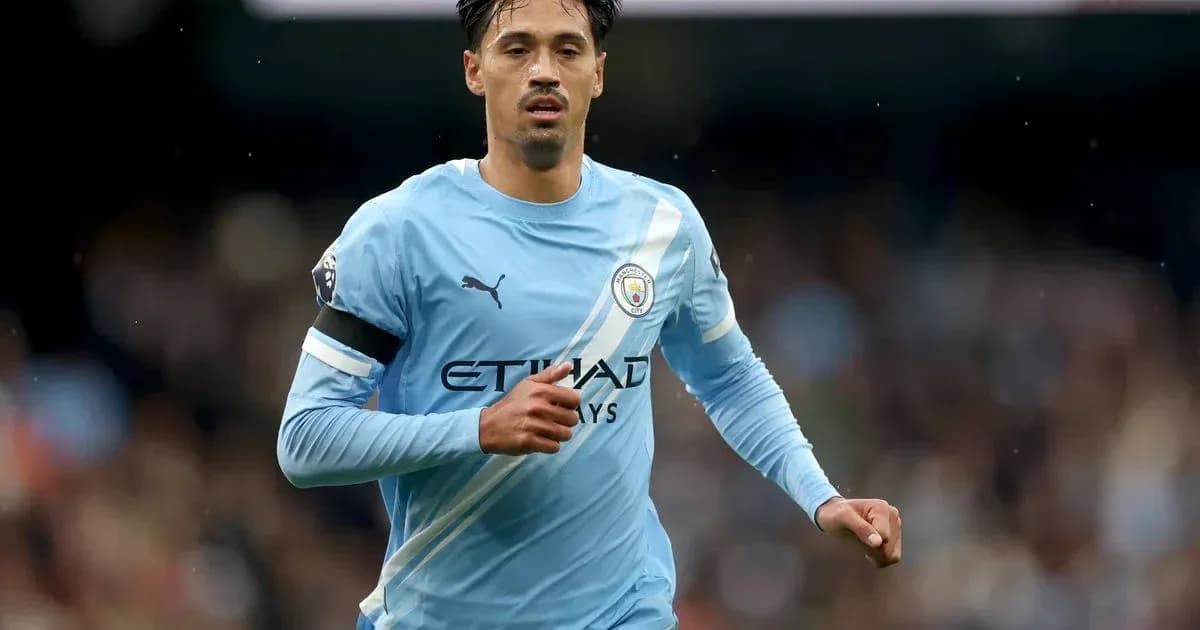 Player running during a Manchester City match