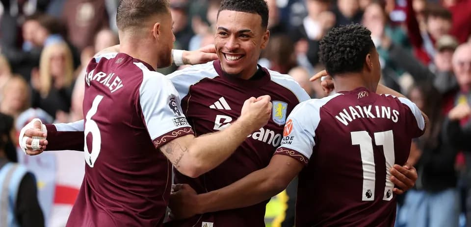 Aston Villa players celebrating a goal