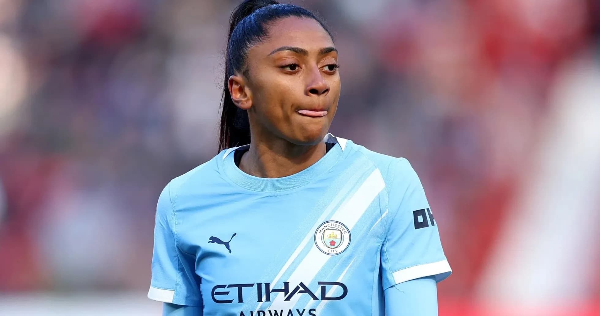 Player in Manchester City jersey during match