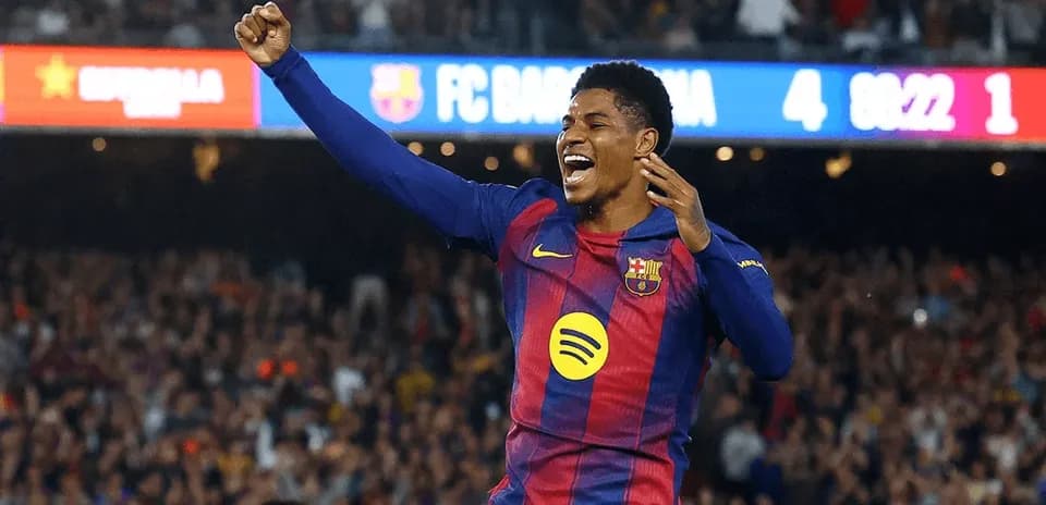 Player celebrating after scoring for FC Barcelona