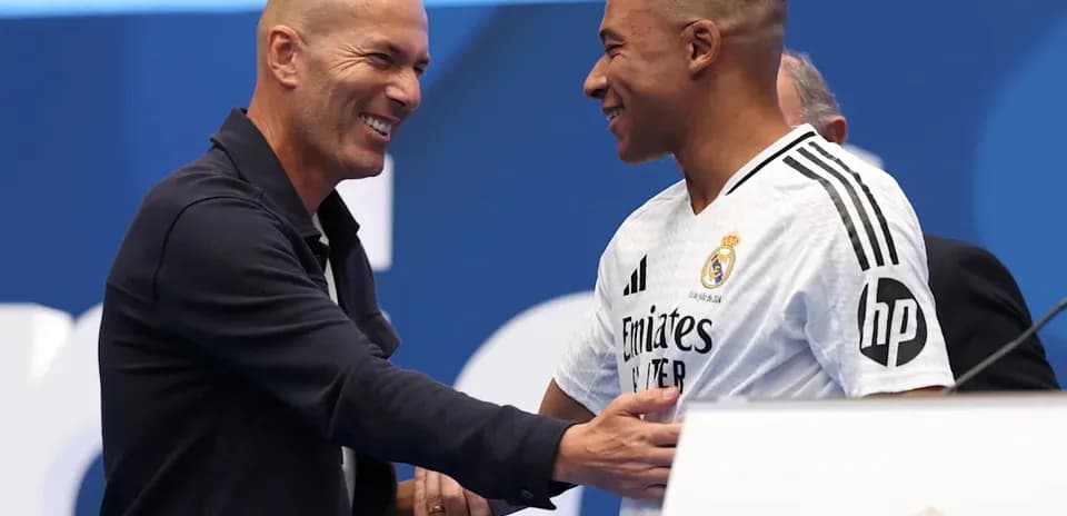Zinedine Zidane and Kylian Mbappé at presentation event