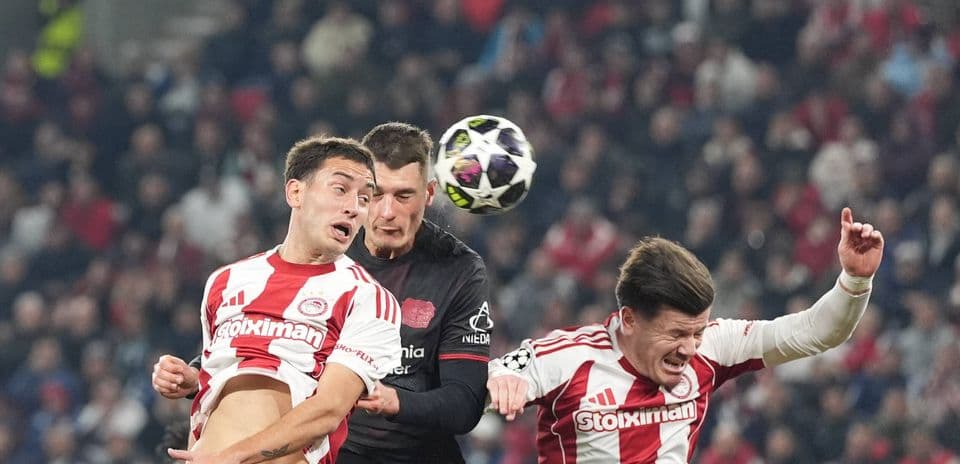 Bayer Leverkusen Secures 2-0 Victory Over Olympiakos Piraeus