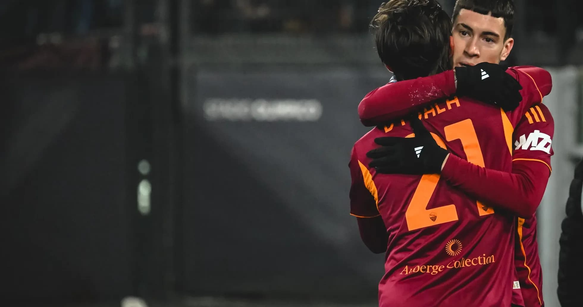 AS Roma players celebrating during match