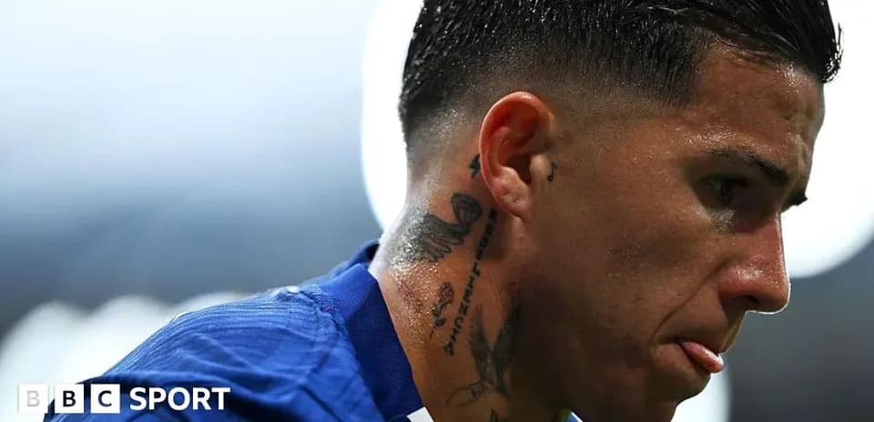Player with tattoos during a match close-up
