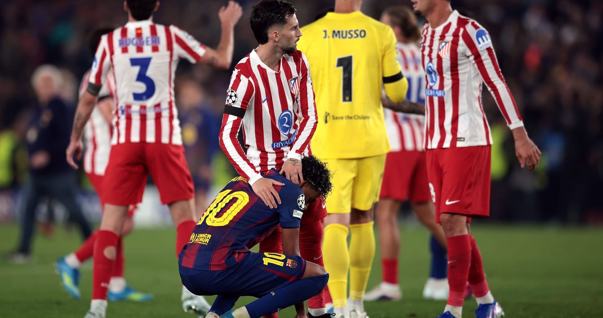 Barcelona and Atletico Madrid players during match