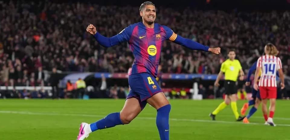 Player celebrating a goal during match at Camp Nou
