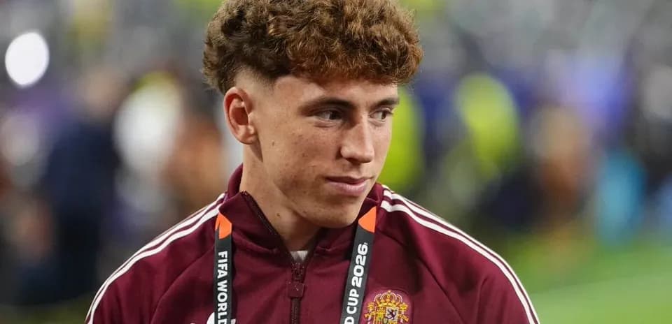 Player wearing Spain jersey at FIFA World Cup event