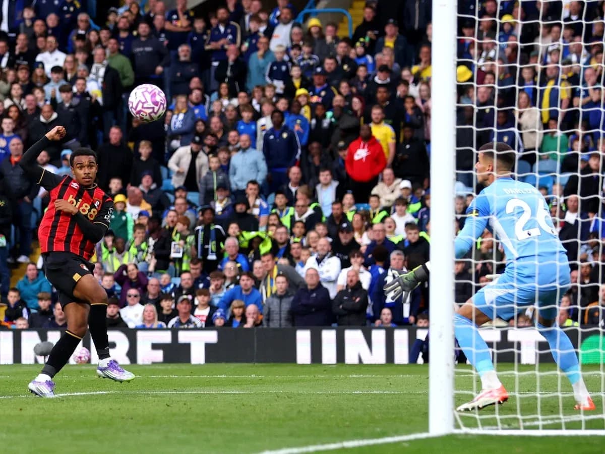 Bournemouth player shooting at Leeds goal