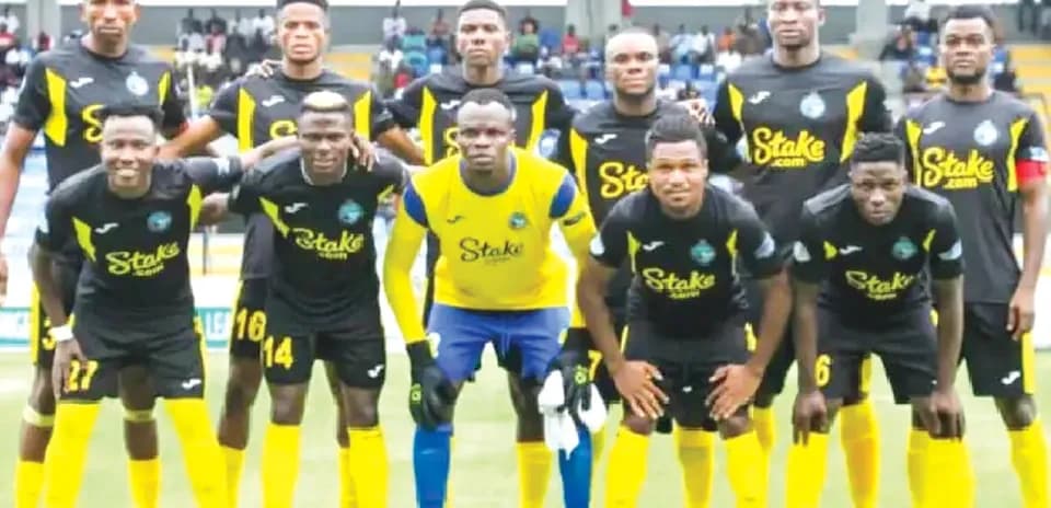 Enyimba FC team photo before match