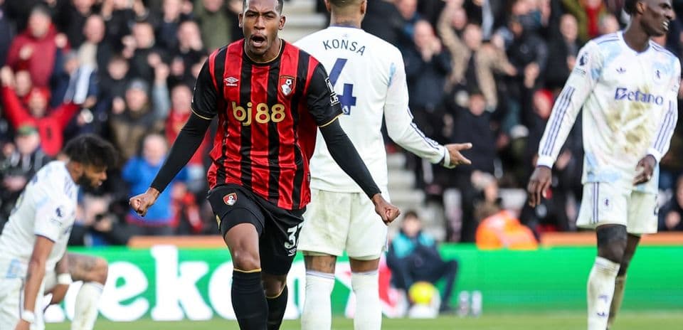 Players from Bournemouth and Aston Villa in action.