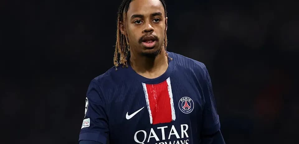 Player in PSG jersey during match action