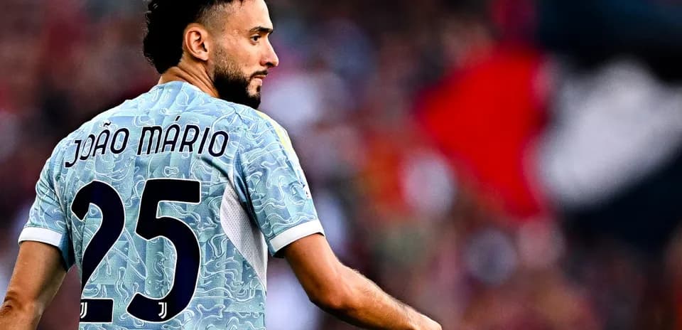 João Mário wearing jersey during a match
