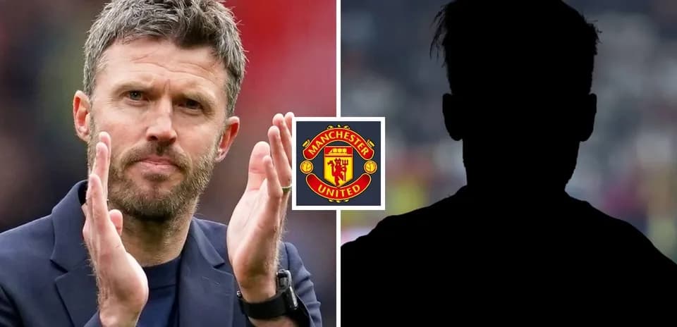 Manager applauding with Manchester United logo background