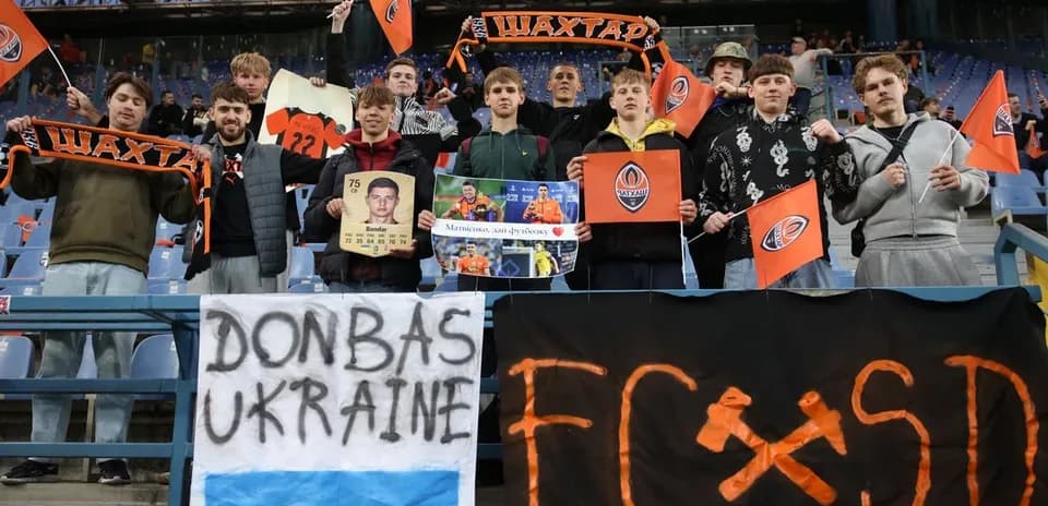 Shakhtar Donetsk fans cheering in stadium