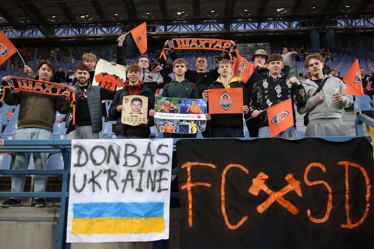 Shakhtar Donetsk fans cheering in stadium