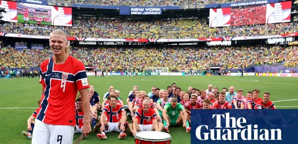 Norway players celebrating on the field after match
