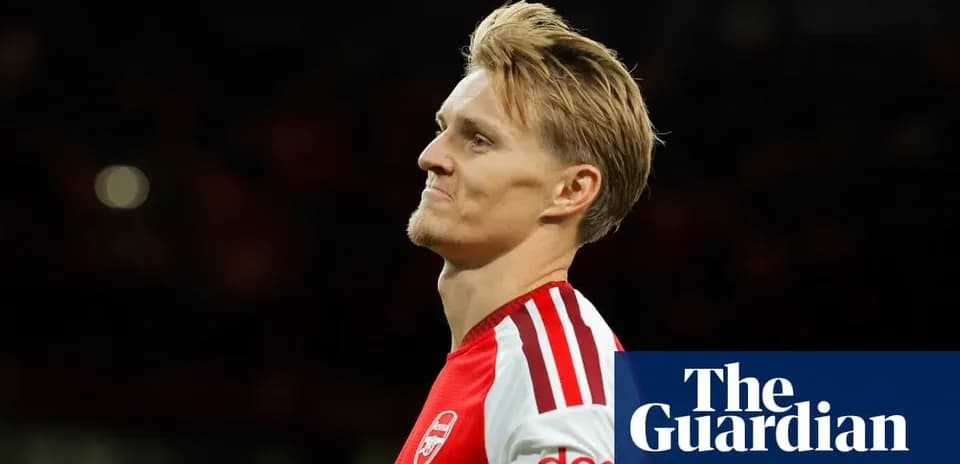 Arsenal player looking away during match