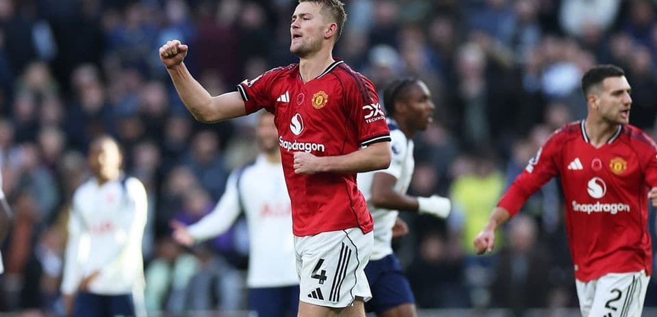 Match highlights between Tottenham and Manchester United.