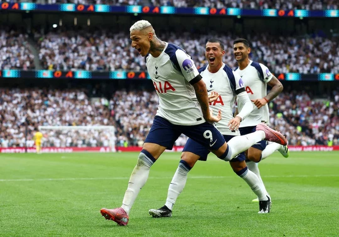 Richarlison celebrating goal for Tottenham