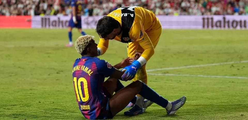 Amine Yamal receiving assistance on the field