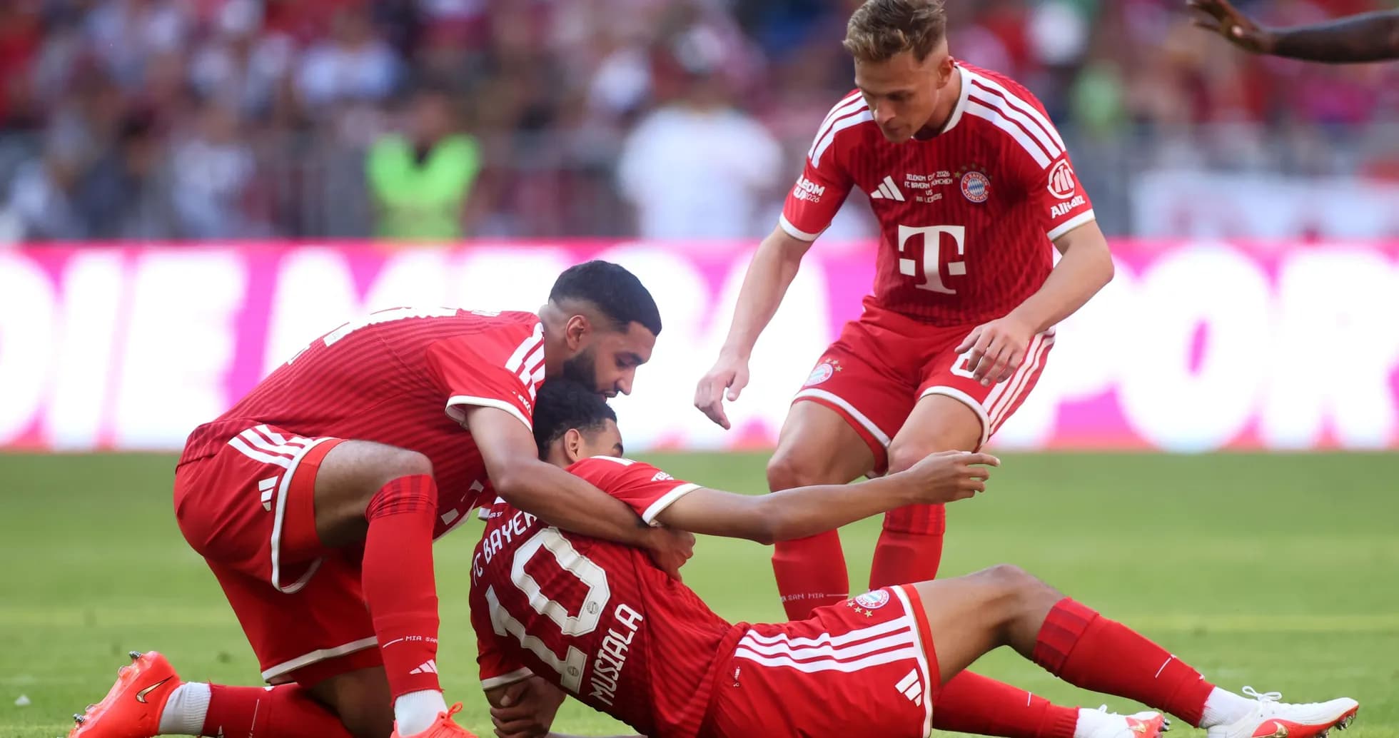 Bayern Munich players celebrating on the pitch