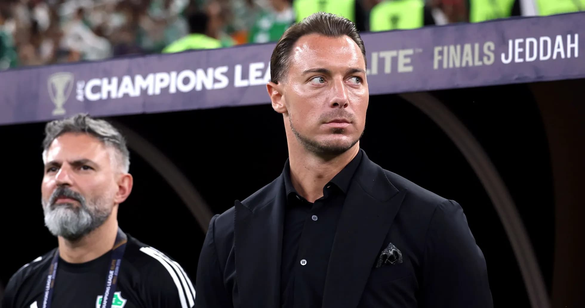 Coaches standing before AFC Champions League final