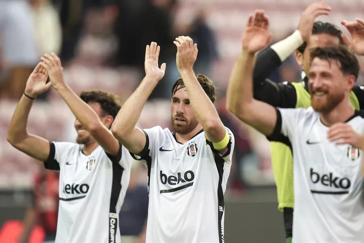 Beşiktaş players celebrating after a match
