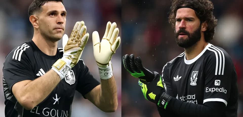 Two goalkeepers warming up before a match