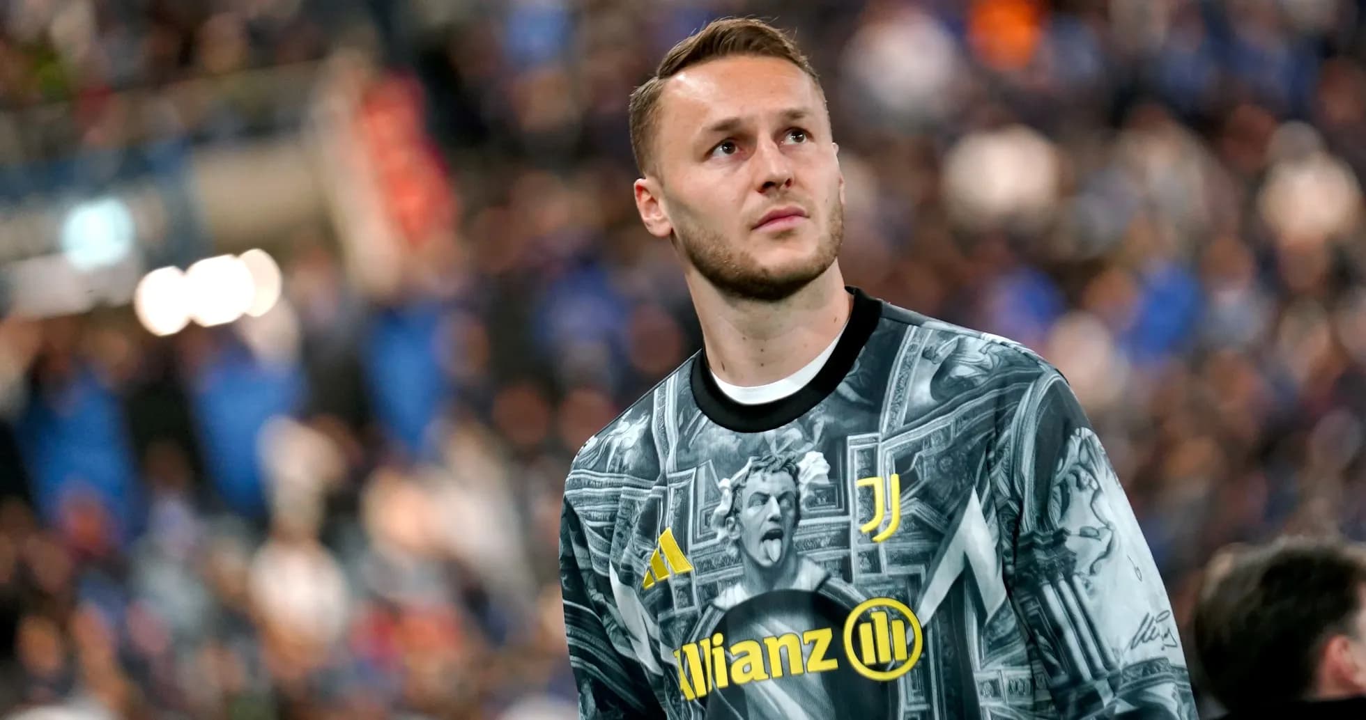 Goalkeeper wearing Juventus kit during match