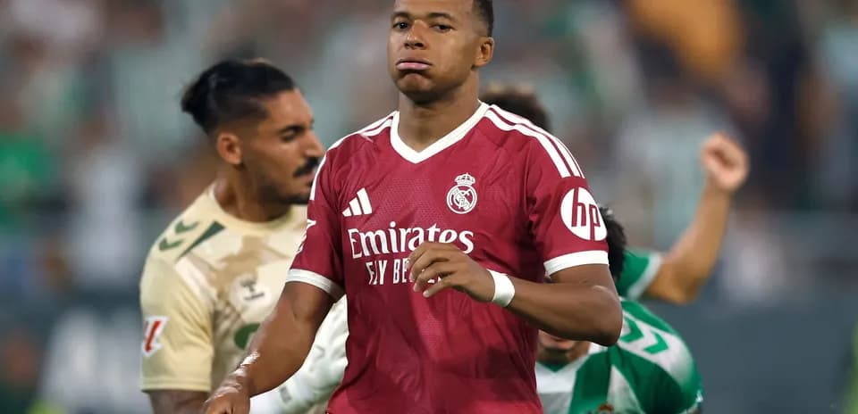 Mbappé playing for Real Madrid against Real Betis