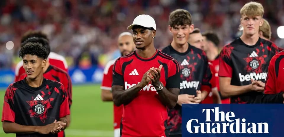 Manchester United players on field before match