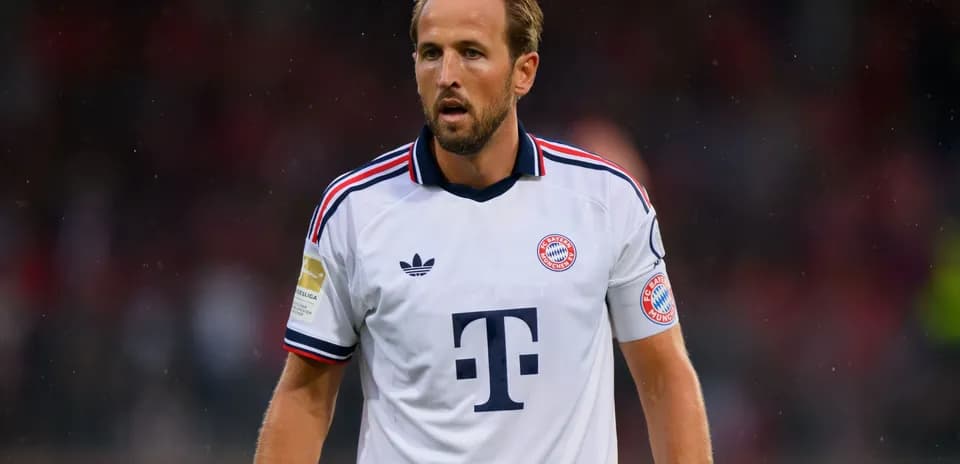 Player in Bayern Munich kit during match