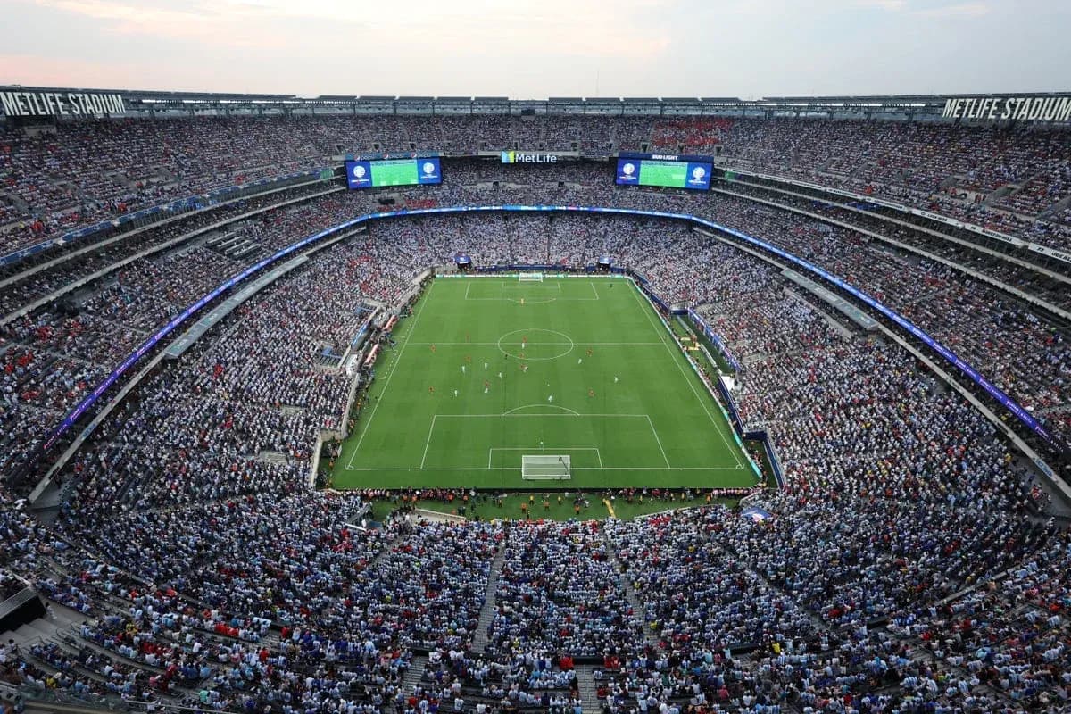 Crowd at MetLife Stadium during soccer match
