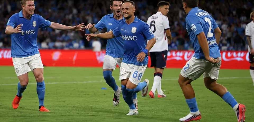 Napoli players celebrating a goal during match