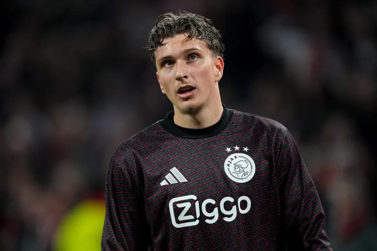 Goalkeeper in Ajax jersey during a match