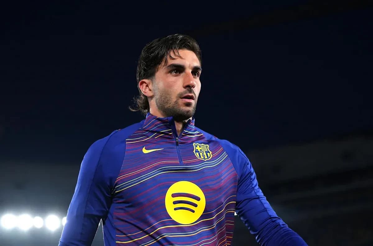 Football player in Barcelona training gear during warm-up