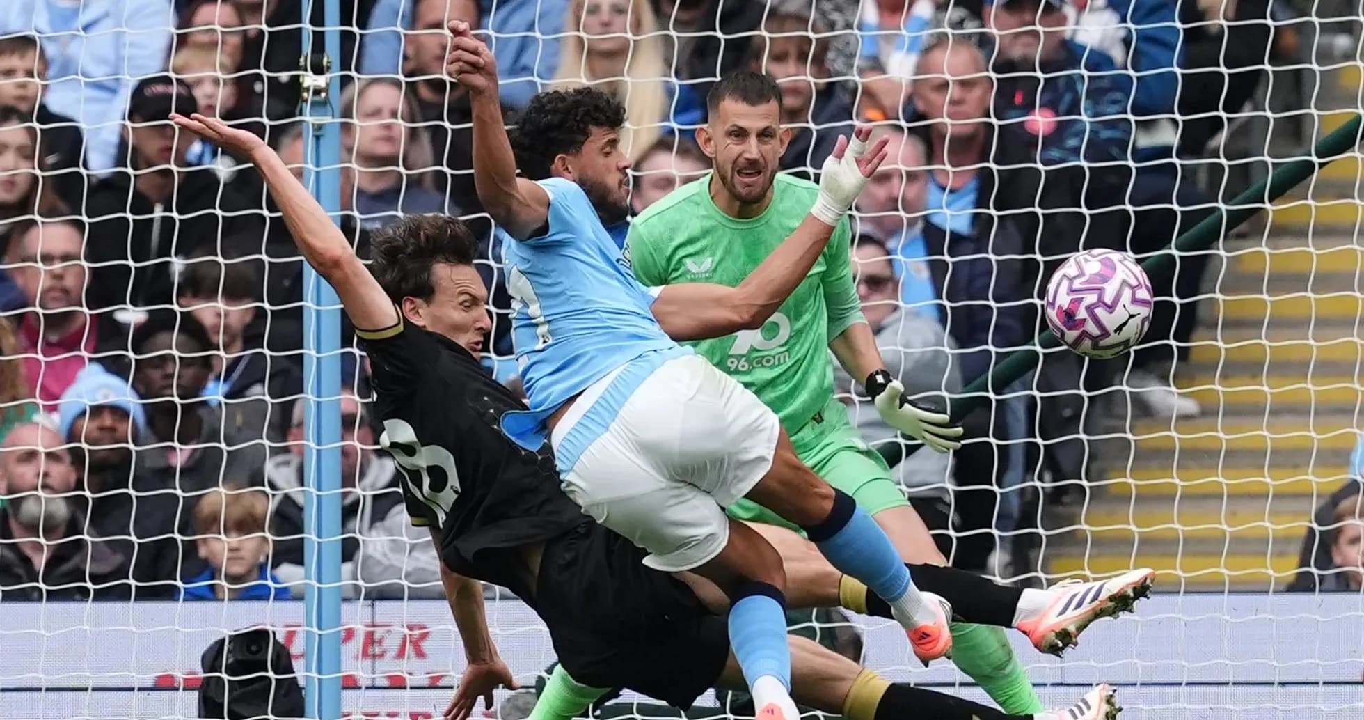 Burnley player challenges Manchester City forward