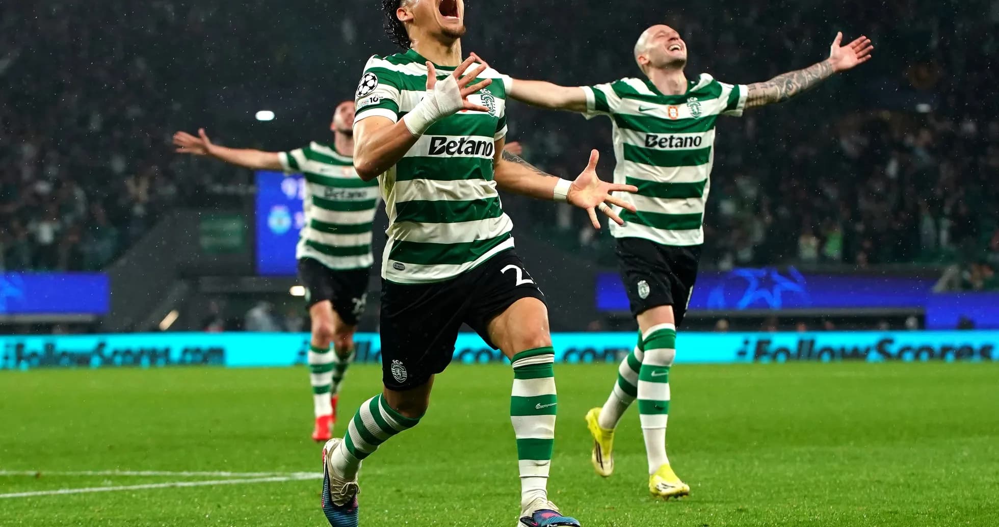 Sporting CP players celebrating a goal in UEFA match