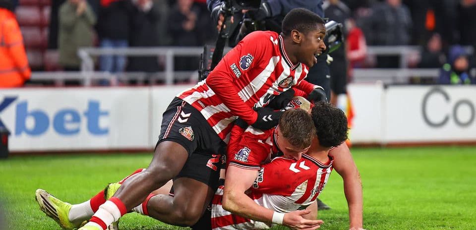 Sunderland's Tactical Mastery Over Burnley.jpg