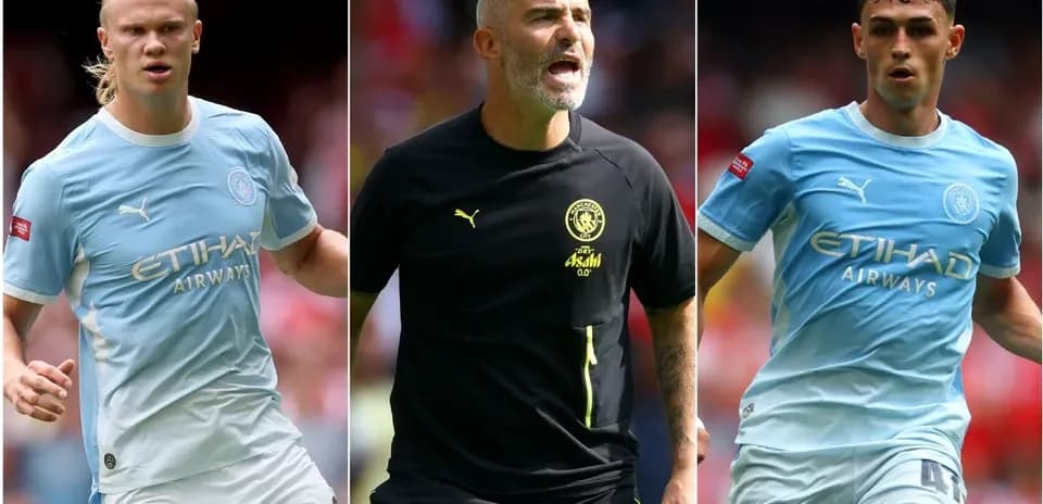 Three Manchester City members during a match