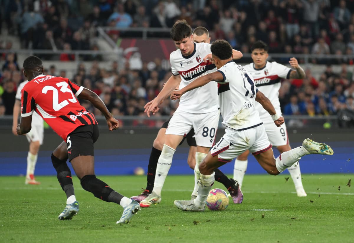 AC Milan Dominates Bologna 3–0 to Strengthen Second Place.jpg